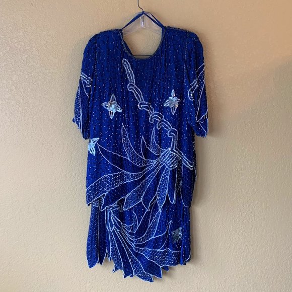 Gorgeous Vintage Blue Top and Skirt with Stunning Sequin Design Size XL - Picture 2 of 4